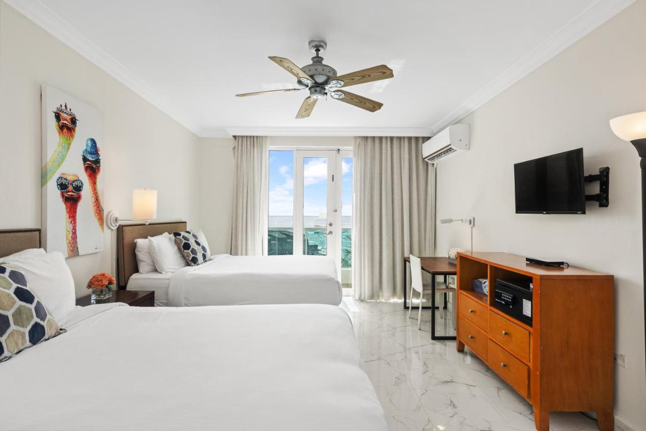 Biarritz Studio - Beautiful Ocean View Studio Apartment ซานฮวน ภายนอก รูปภาพ