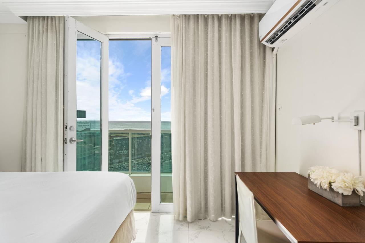 Biarritz Studio - Beautiful Ocean View Studio Apartment ซานฮวน ภายนอก รูปภาพ